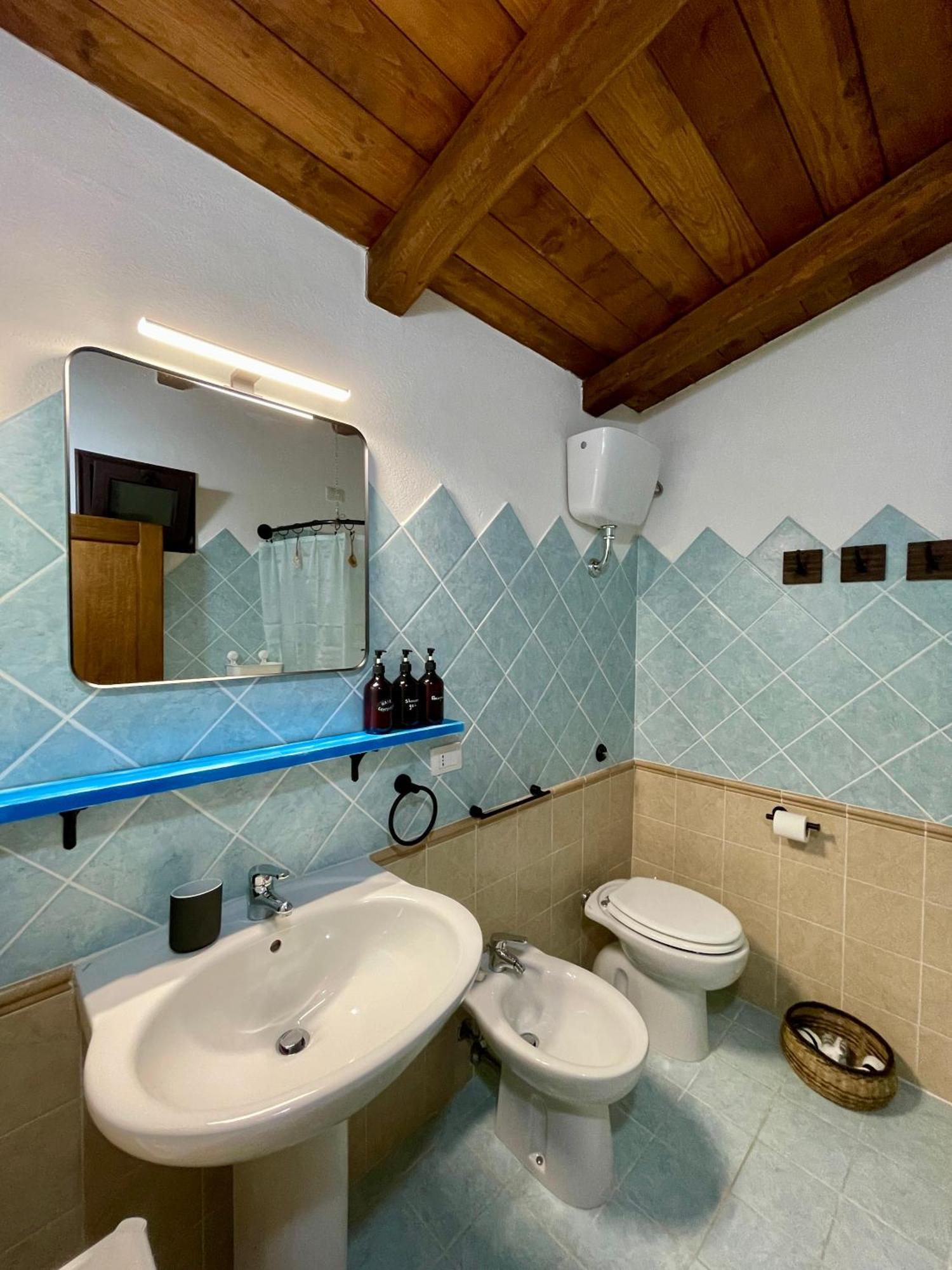 Charming Apartment With Parking, Mountain View, Close To The Beach Santa Maria Exterior foto